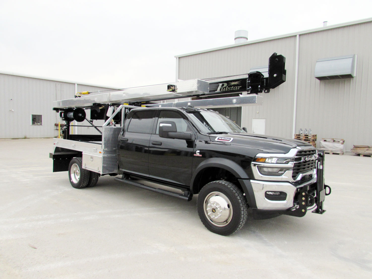 Legendary Plumbing (Menomonie, WI) - Pulstar P7 Pump Hoist