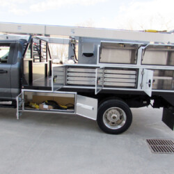 A Pulstar P8 pump hoist