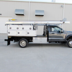 A Pulstar P8 pump hoist